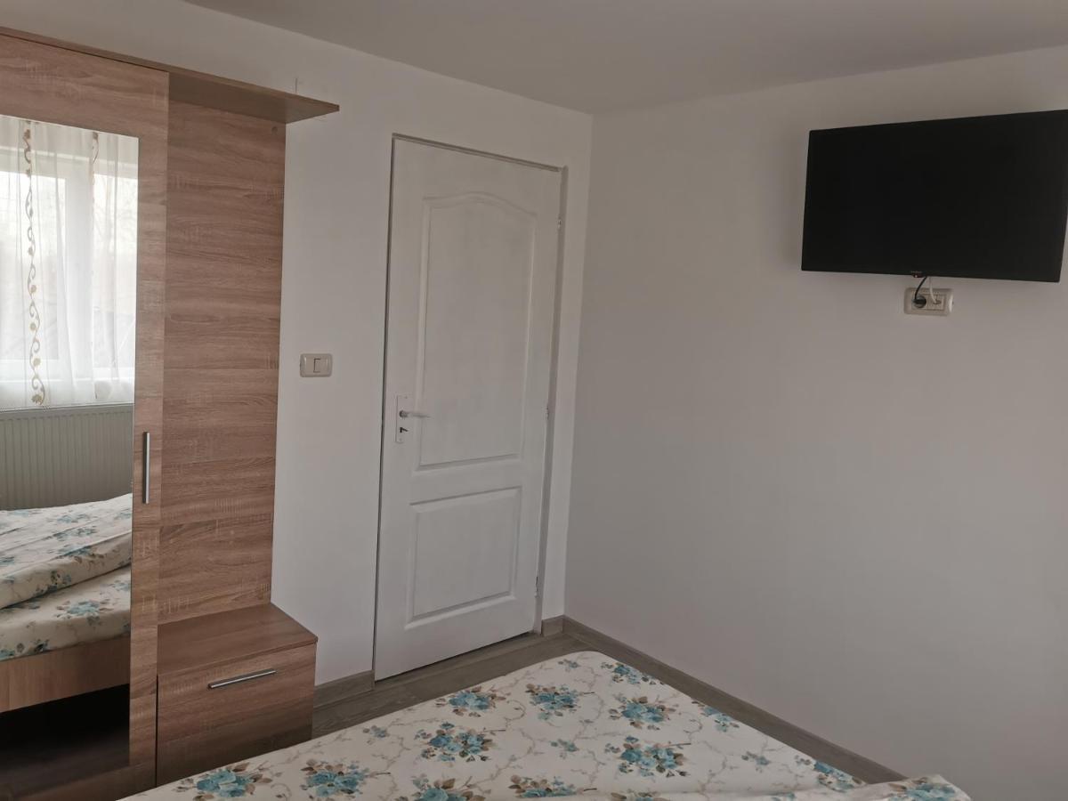 Casa Lidia Otel Rîu de Mori Dış mekan fotoğraf